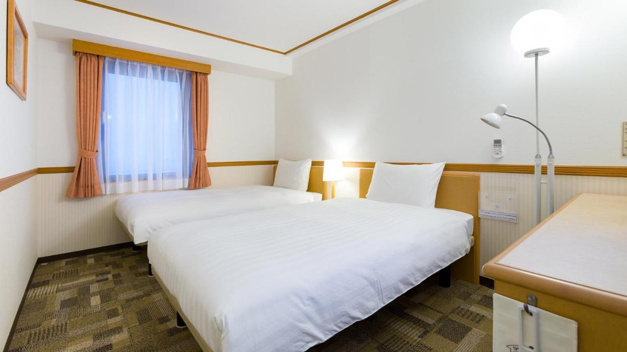 Toyoko Sannomiya-eki Higashi 3*