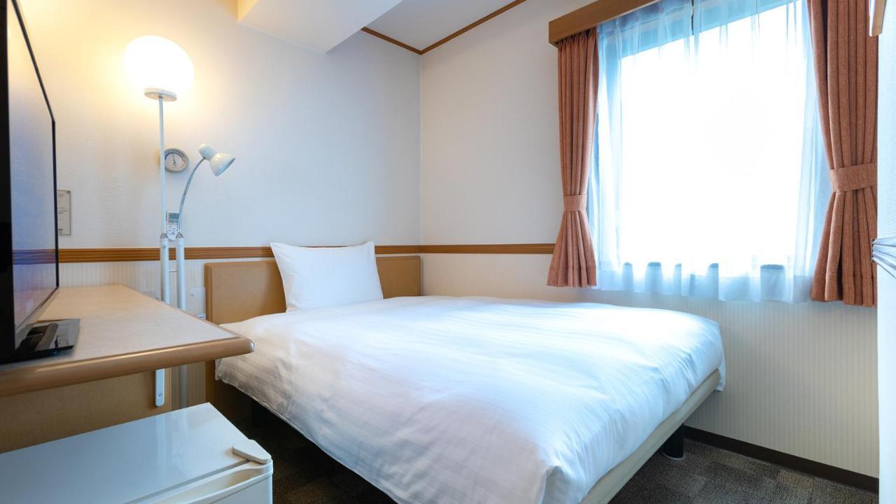 โรงแรม Toyoko Sannomiya-eki Higashi
