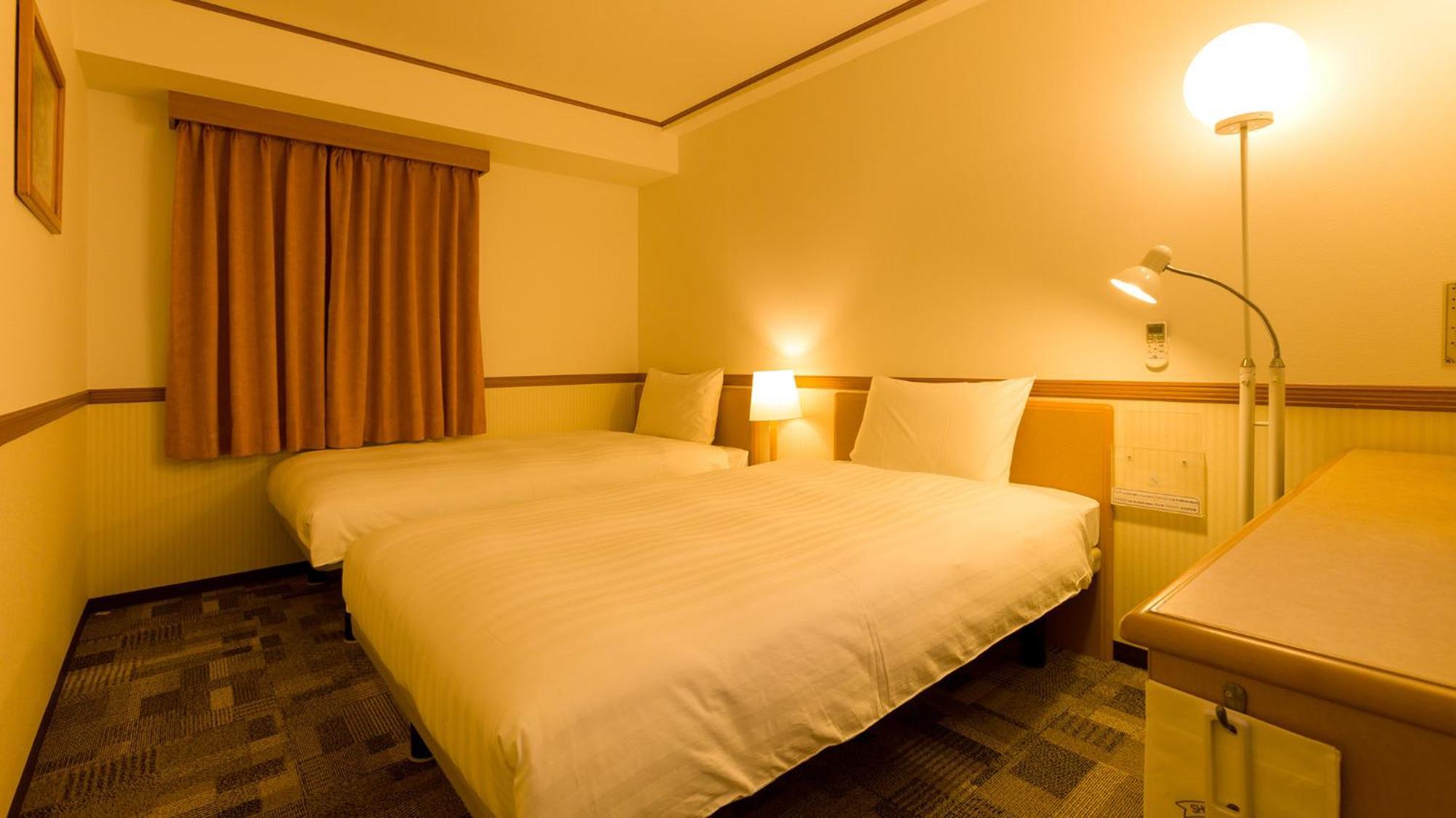 โรงแรม Toyoko Sannomiya-eki Higashi 3*